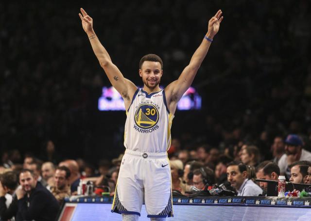 500万网彩票-【观察】赛季首月颁奖典礼 库里MVP勇士获三大奖